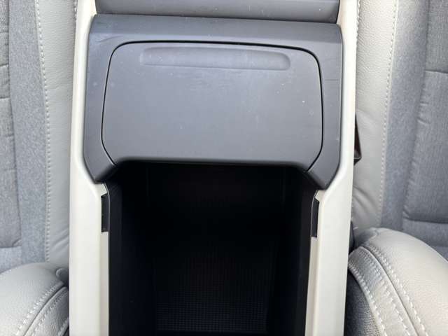 ボルボ ＸＣ４０ Ｔ４　モメンタム H30年 (東北) 99