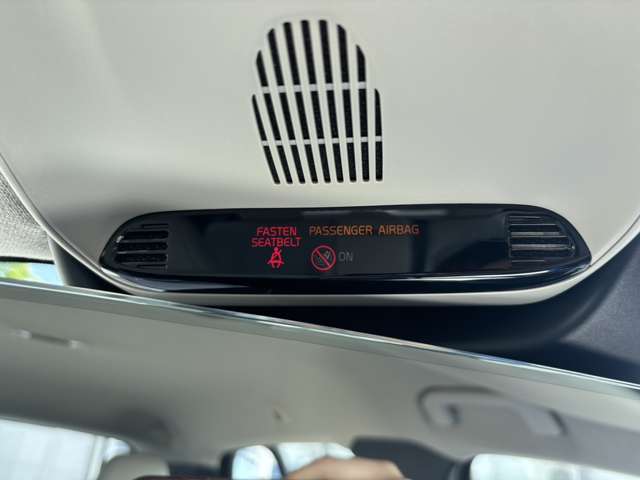 ボルボ ＸＣ４０ Ｔ４　モメンタム H30年 (東北) 99