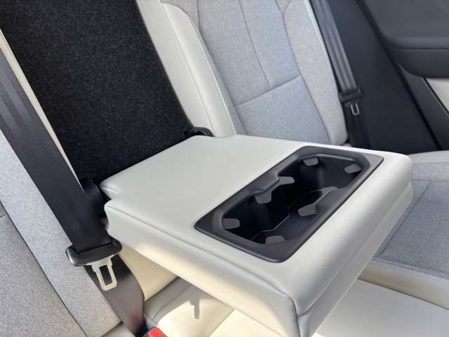 ボルボ ＸＣ４０ Ｔ４　モメンタム H30年 (東北) 99