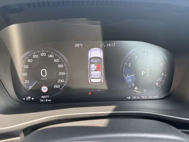 ボルボ ＸＣ４０ Ｔ４　モメンタム H30年 (東北) 99