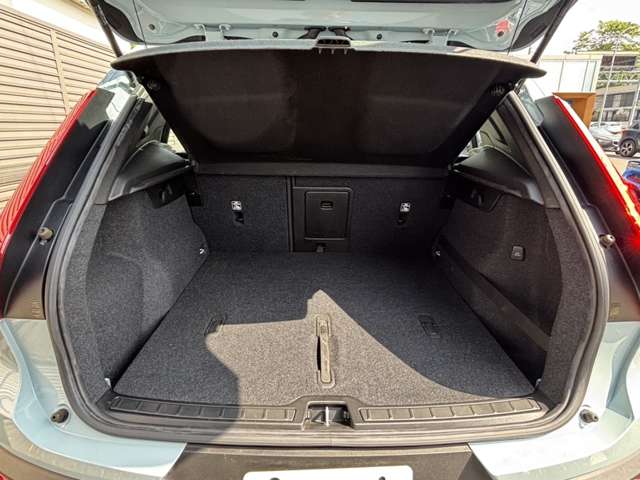 ボルボ ＸＣ４０ Ｔ４　モメンタム H30年 (東北) 99