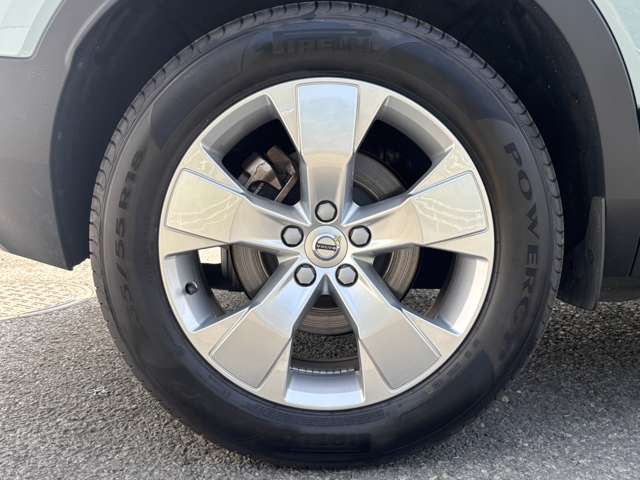 ボルボ ＸＣ４０ Ｔ４　モメンタム H30年 (東北) 99