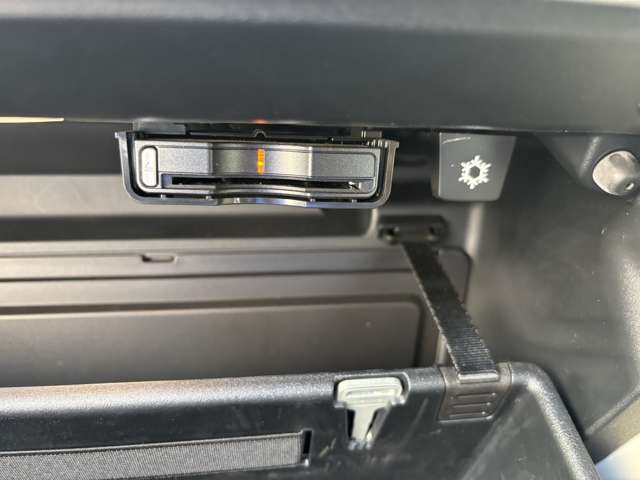 ボルボ ＸＣ４０ Ｔ４　モメンタム H30年 (東北) 99