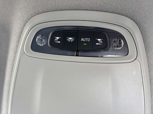 ボルボ ＸＣ４０ Ｔ４　モメンタム H30年 (東北) 99