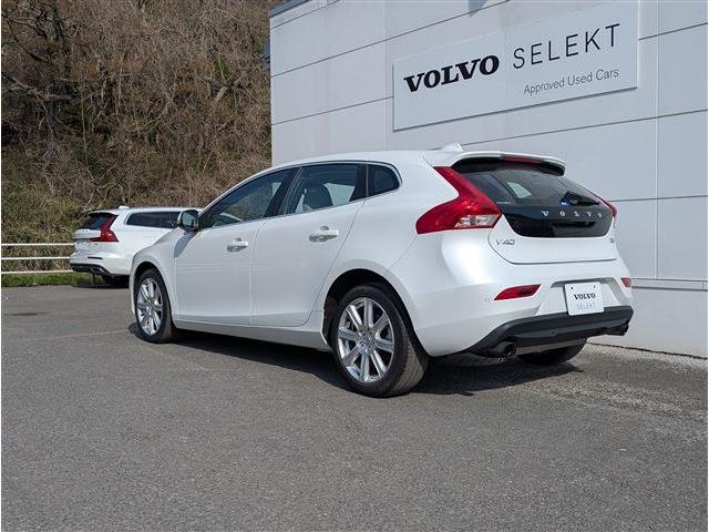 ボルボ Ｖ４０ Ｔ３　クラシックエディション R1年 (東北) 99