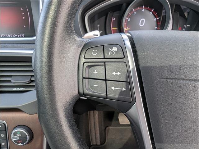 ボルボ Ｖ４０ Ｔ３　クラシックエディション R1年 (東北) 99