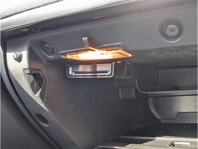 ボルボ Ｖ４０ Ｔ３　クラシックエディション R1年 (東北) 99