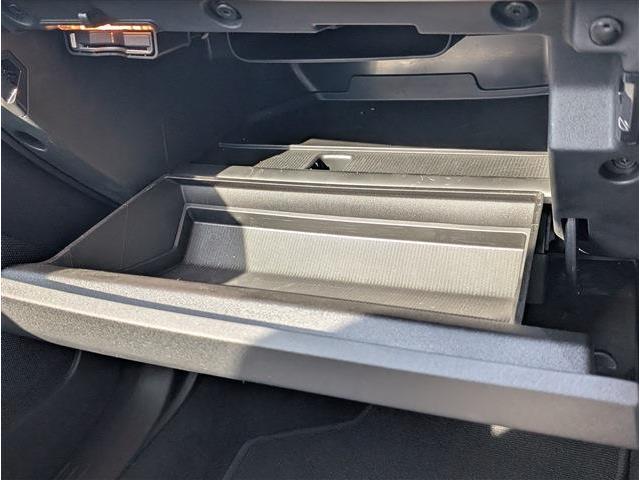 ボルボ Ｖ４０ Ｔ３　クラシックエディション R1年 (東北) 99