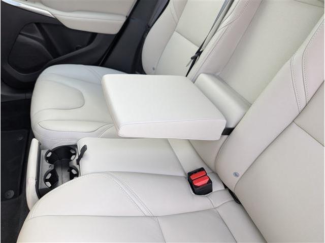 ボルボ Ｖ４０ Ｔ３　クラシックエディション R1年 (東北) 99