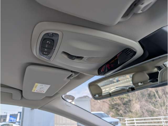 ボルボ Ｖ４０ Ｔ３　クラシックエディション R1年 (東北) 99