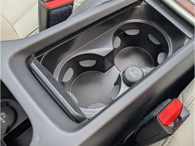 ボルボ Ｖ４０ Ｔ３　クラシックエディション R1年 (東北) 99