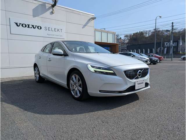 ボルボ Ｖ４０ Ｔ３　クラシックエディション R1年 (東北) 99