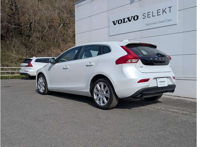 ボルボ Ｖ４０ Ｔ３　クラシックエディション R1年 (東北) 99