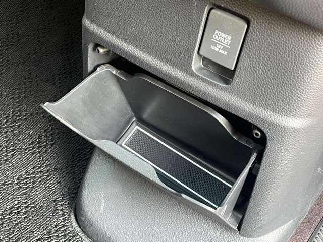 ホンダ Ｎ　ＢＯＸ カスタム ６６０ Ｇ Ｌ ４ＷＤ H30年 (北海道) 99