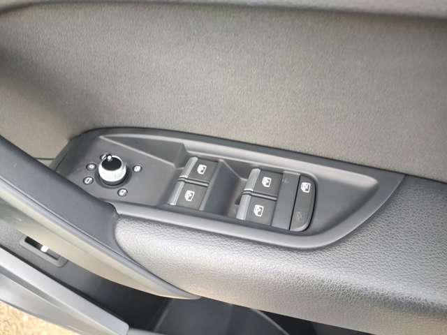 アウディ Ｑ５ ２．０ ＴＦＳＩ クワトロ スポーツ ４ＷＤ H30年 (東北) 99