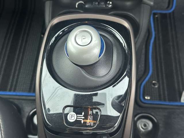 日産 ノート １．２ Ｅ－ＰＯＷＥＲ メダリスト R2年 (東海) 99