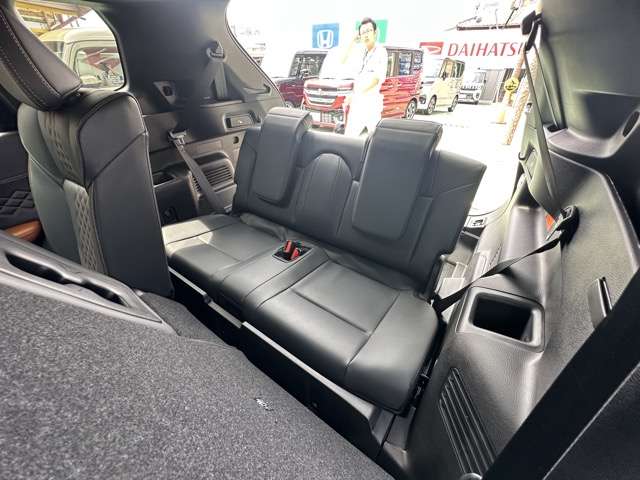 三菱 アウトランダーＰＨＥＶ ＰＨＥＶ ２．４ Ｐ ４ＷＤ R5年 (東海) 99
