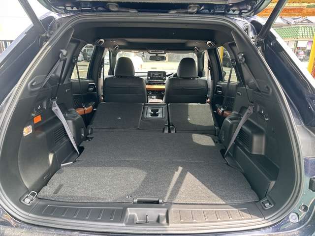 三菱 アウトランダーＰＨＥＶ ＰＨＥＶ ２．４ Ｐ ４ＷＤ R5年 (東海) 99