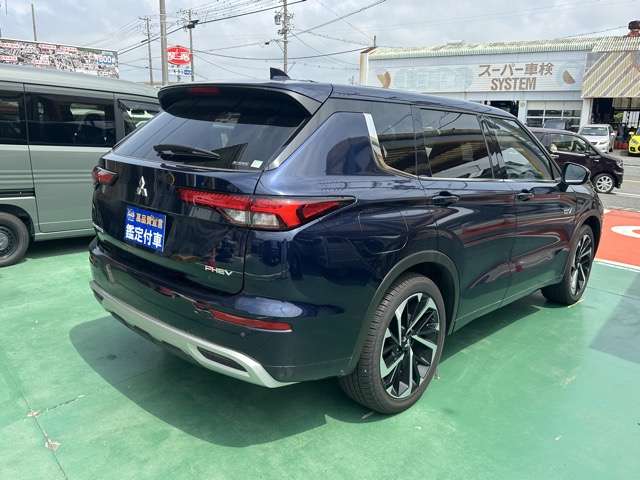 三菱 アウトランダーＰＨＥＶ ＰＨＥＶ ２．４ Ｐ ４ＷＤ R5年 (東海) 99