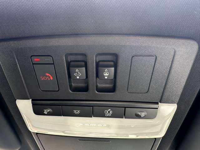 三菱 アウトランダーＰＨＥＶ ＰＨＥＶ ２．４ Ｐ ４ＷＤ R5年 (東海) 99