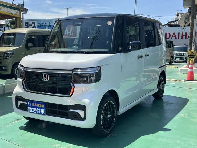 ホンダ Ｎ　ＢＯＸ カスタム ６６０ ターボ コーディネートスタイル ２トーン ４ＷＤ R7年 (東海) 99