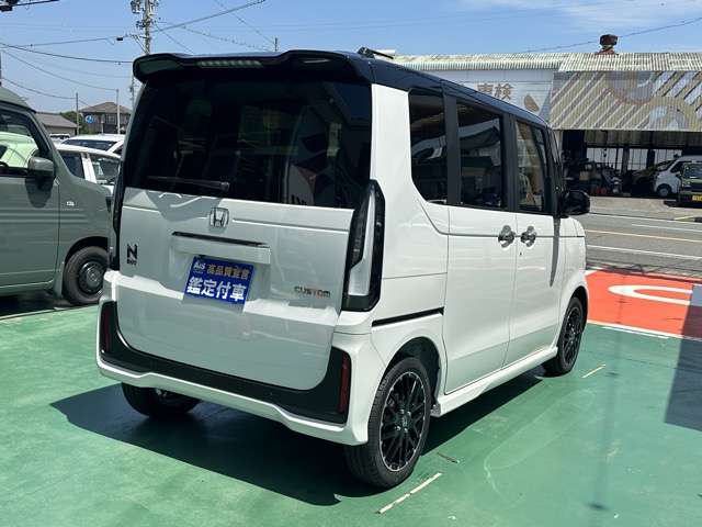 ホンダ Ｎ　ＢＯＸ カスタム ６６０ ターボ コーディネートスタイル ２トーン ４ＷＤ R7年 (東海) 99