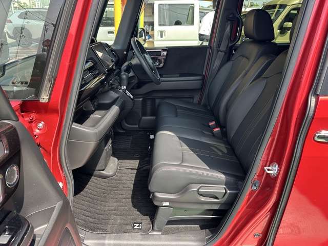 ホンダ Ｎ　ＢＯＸ カスタム ６６０ Ｌ コーディネートスタイル R4年 (東海) 99