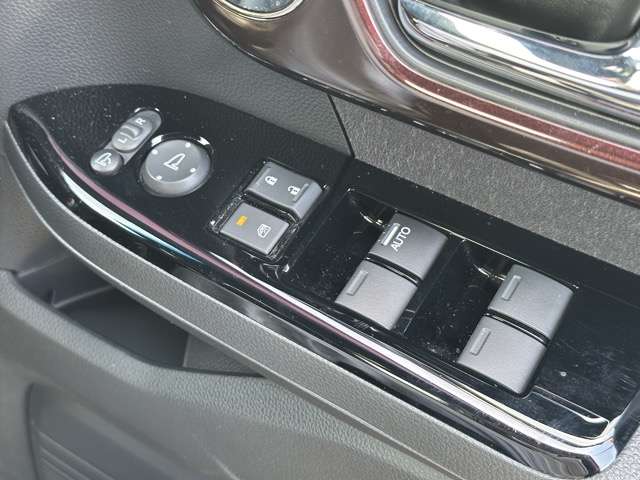 ホンダ Ｎ　ＢＯＸ カスタム ６６０ Ｌ コーディネートスタイル R4年 (東海) 99
