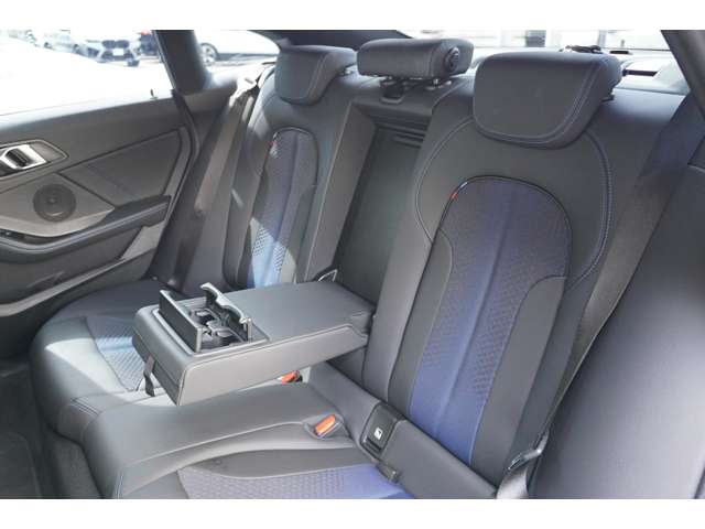 ＢＭＷ ２シリーズ ２１８Ｄ Ｍスポーツ ディーゼルターボ R4年 (近畿) 99