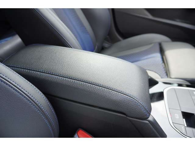 ＢＭＷ ２シリーズ ２１８Ｄ Ｍスポーツ ディーゼルターボ R4年 (近畿) 99