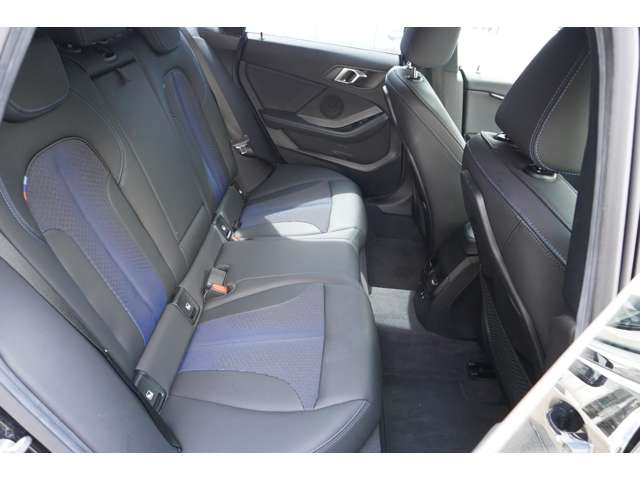 ＢＭＷ ２シリーズ ２１８Ｄ Ｍスポーツ ディーゼルターボ R4年 (近畿) 99