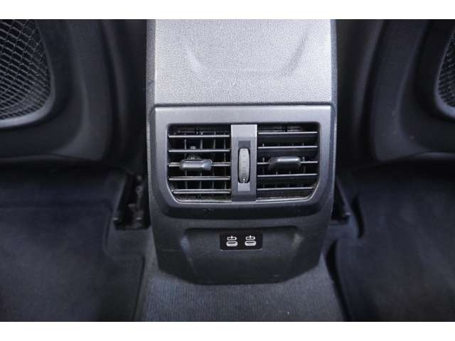 ＢＭＷ ２シリーズ ２１８Ｄ Ｍスポーツ ディーゼルターボ R4年 (近畿) 99