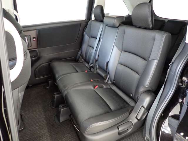 ホンダ オデッセイ ２．４ アブソルート R3年 (関東) 99