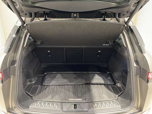 ランドローバー レンジローバーイヴォーク Ｓ ２．０Ｌ Ｐ２００ ４ＷＤ R1年 (九州・沖縄) 99