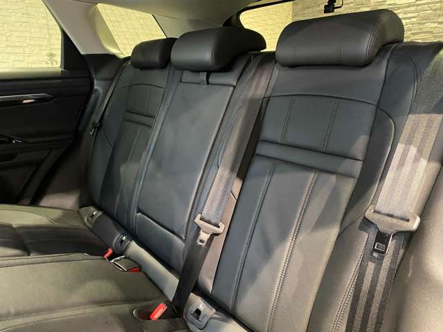 ランドローバー レンジローバーイヴォーク Ｓ ２．０Ｌ Ｐ２００ ４ＷＤ R1年 (九州・沖縄) 99