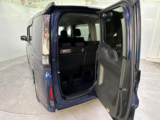 ホンダ ステップワゴン　ハイブリッド ２．０ スパーダ ハイブリッド Ｇ ホンダセンシング H30年 (東海) 99