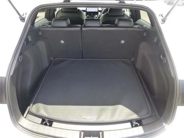 トヨタ カローラ　ツーリング　ハイブリッド １．８ ハイブリッド ＷＸＢ R6年 (東北) 99