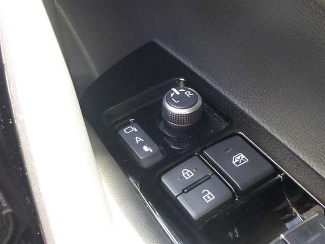 トヨタ カローラ　ツーリング　ハイブリッド １．８ ハイブリッド ＷＸＢ R6年 (東北) 99