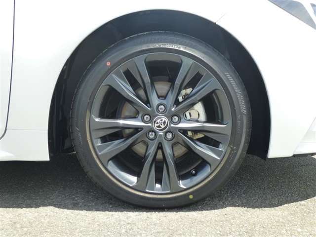 トヨタ カローラ　ツーリング　ハイブリッド １．８ ハイブリッド ＷＸＢ R6年 (東北) 99