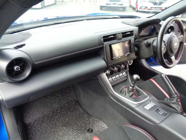 スバル ＢＲＺ ２．４ Ｓ R3年 (中国) 99