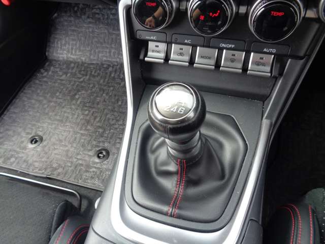 スバル ＢＲＺ ２．４ Ｓ R3年 (中国) 99