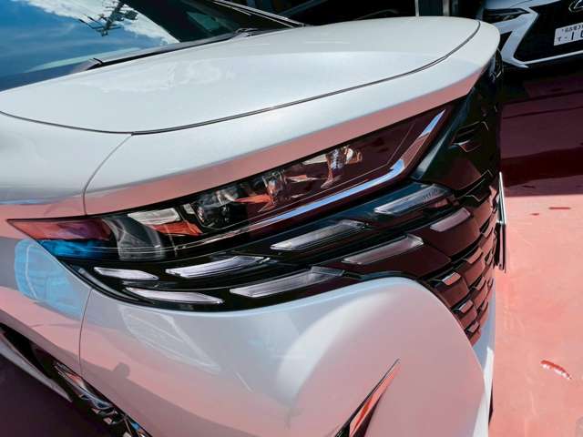 トヨタ アルファード　ハイブリッド ハイブリッド ２．５ Ｚ Ｅ－ＦＯＵＲ ４ＷＤ R6年 (東海) 99