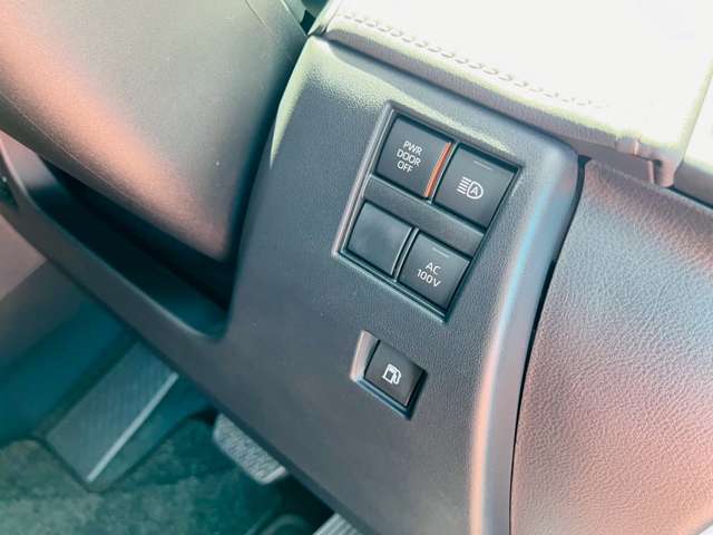 トヨタ アルファード　ハイブリッド ハイブリッド ２．５ Ｚ Ｅ－ＦＯＵＲ ４ＷＤ R6年 (東海) 99