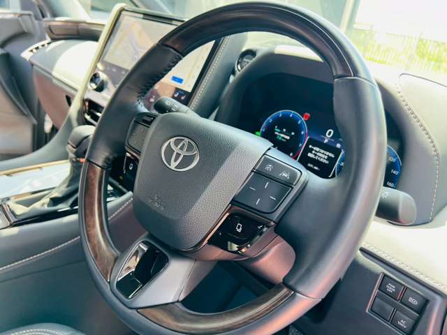 トヨタ アルファード　ハイブリッド ハイブリッド ２．５ Ｚ Ｅ－ＦＯＵＲ ４ＷＤ R6年 (東海) 99