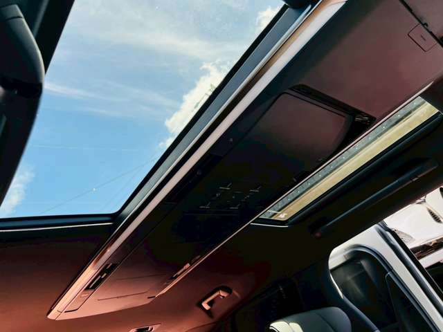 トヨタ アルファード　ハイブリッド ハイブリッド ２．５ Ｚ Ｅ－ＦＯＵＲ ４ＷＤ R6年 (東海) 99