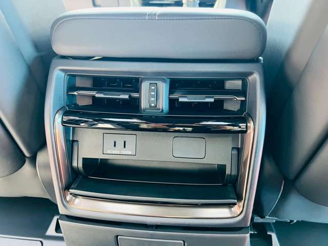 トヨタ アルファード　ハイブリッド ハイブリッド ２．５ Ｚ Ｅ－ＦＯＵＲ ４ＷＤ R6年 (東海) 99