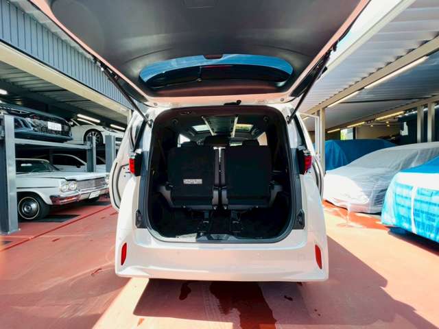 トヨタ アルファード　ハイブリッド ハイブリッド ２．５ Ｚ Ｅ－ＦＯＵＲ ４ＷＤ R6年 (東海) 99