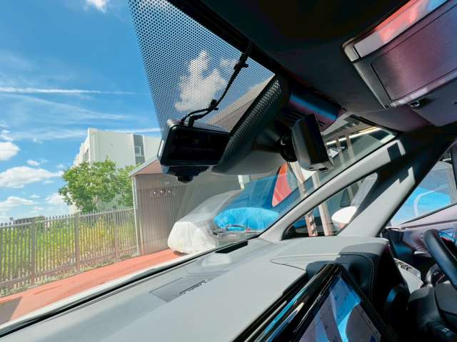 トヨタ アルファード　ハイブリッド ハイブリッド ２．５ Ｚ Ｅ－ＦＯＵＲ ４ＷＤ R6年 (東海) 99