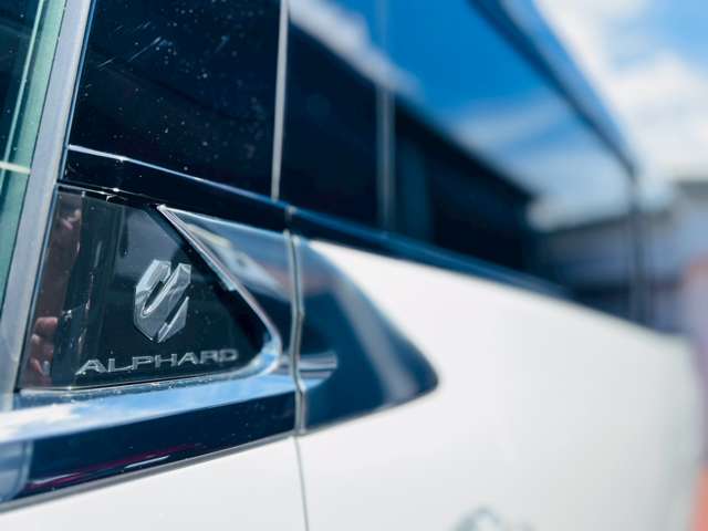 トヨタ アルファード　ハイブリッド ハイブリッド ２．５ Ｚ Ｅ－ＦＯＵＲ ４ＷＤ R6年 (東海) 99