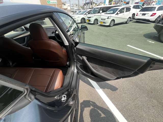 テスラ モデル３ スタンダードレンジプラス R3年 (東海) 99